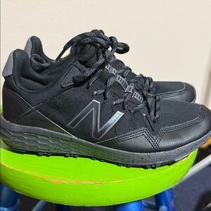 New Balance‎ Black and Gray Trail Sneakers